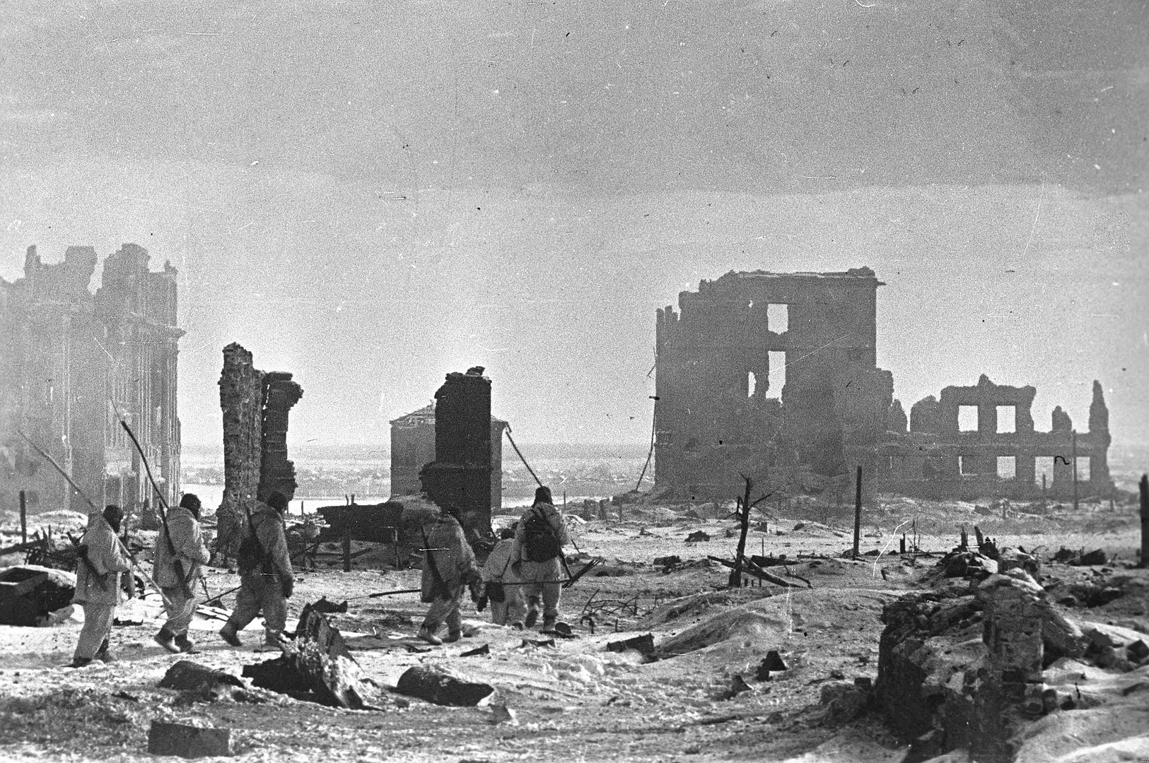 El centre de la ciutat de Stalingrad després de la victòria soviètica