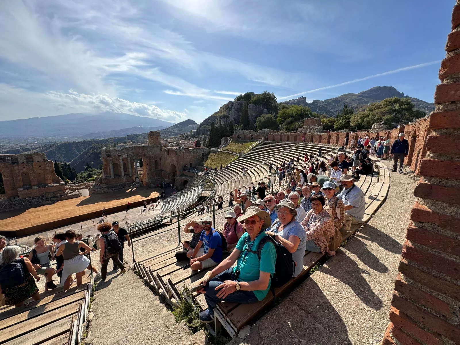 El grup del tercer viatge a Sicília al teatre grec de Taormina