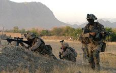 Soldats combatent a l'Afganistan