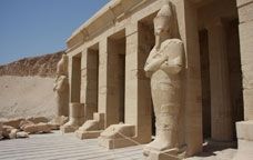  Temple d'Hatshepsut -   